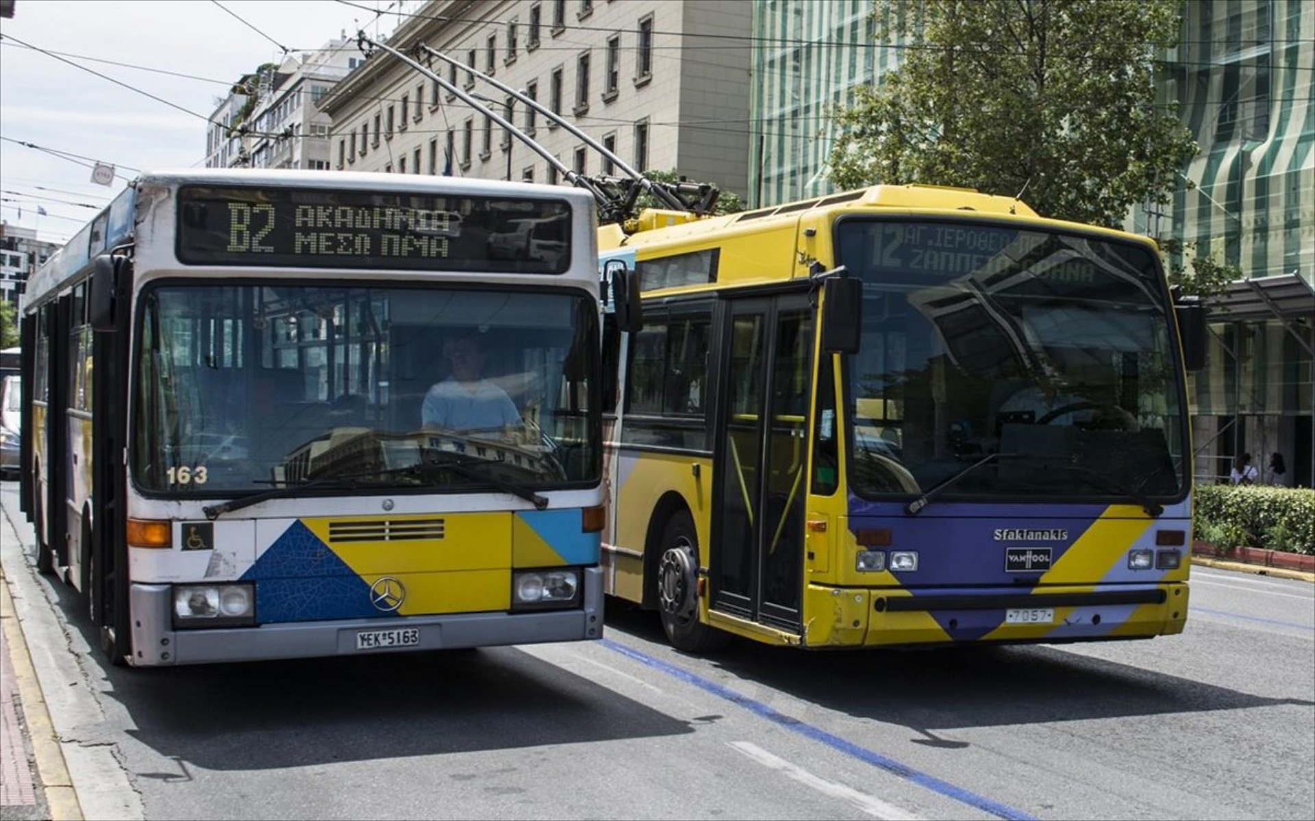 Πώς θα κινηθούν τα ΜΜΜ τα Χριστούγεννα και την Πρωτοχρονιά