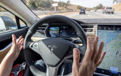 Τέλος το «self driving» της Tesla στην Καλιφόρνια; - Τι συνέβη