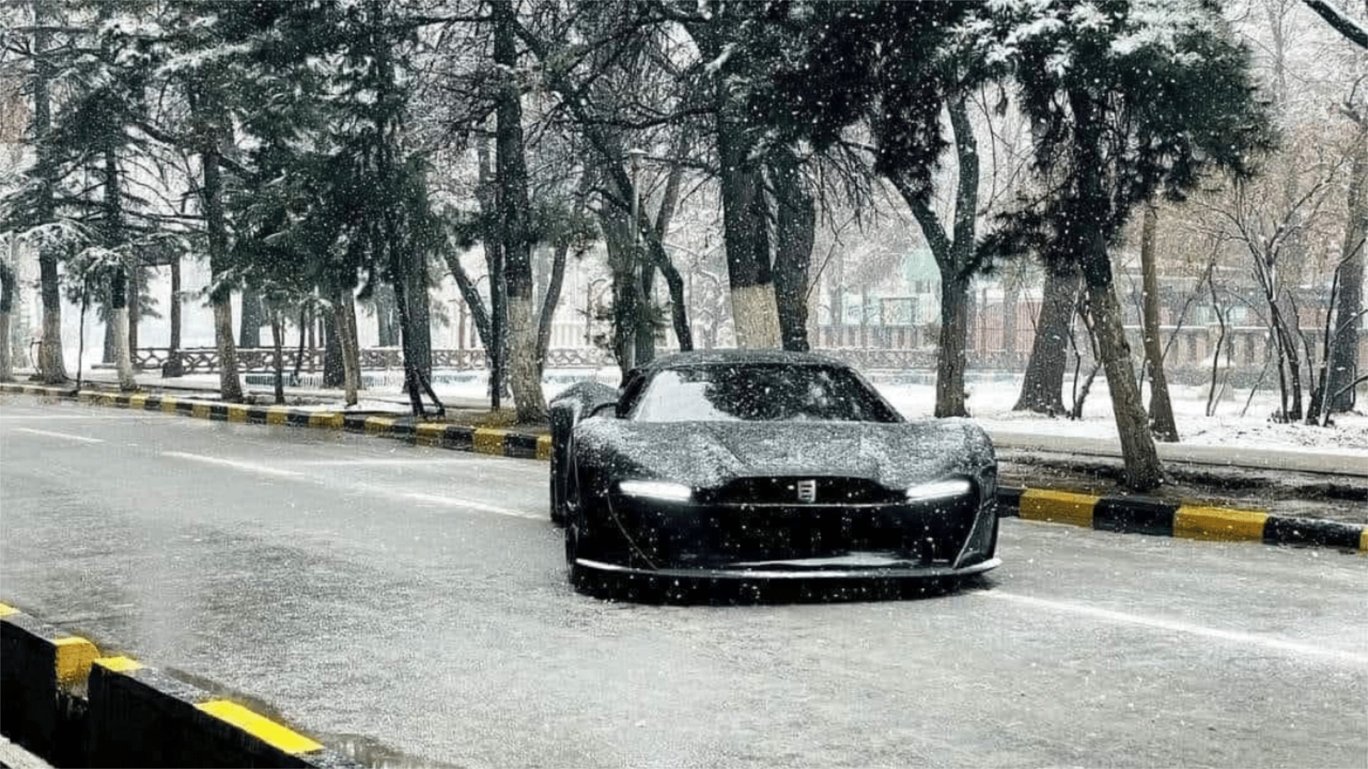 Οι Ταλιμπάν έφτιαξαν supercar – Κινείται κανονικά στο δρόμο [video] 