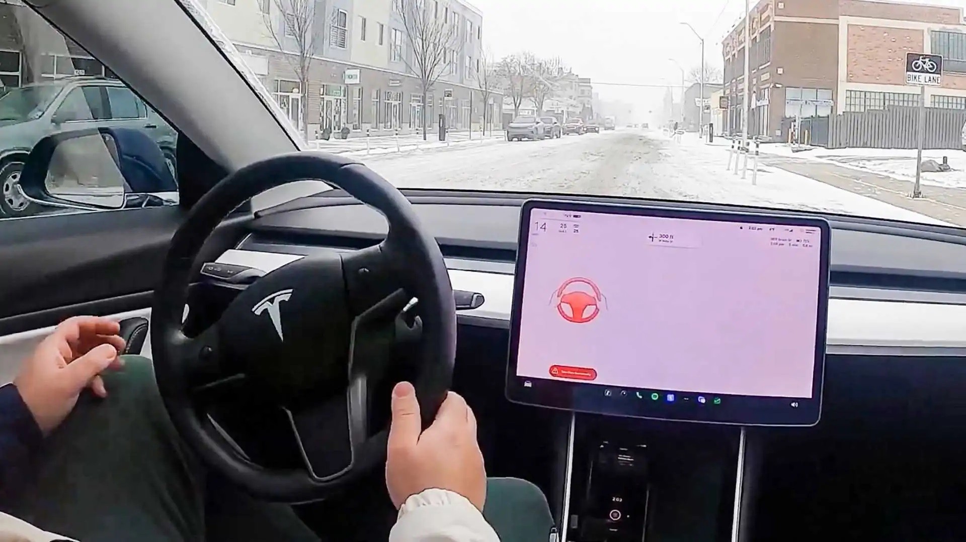 Μπορεί ένα Tesla να κινηθεί αυτόνομα στο χιόνι; [video]