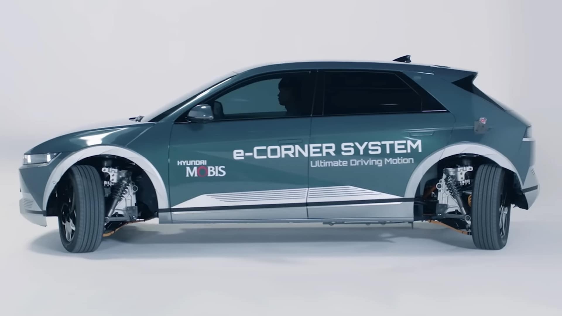 Η Hyundai φέρνει την επανάσταση στο παρκάρισμα [video]
