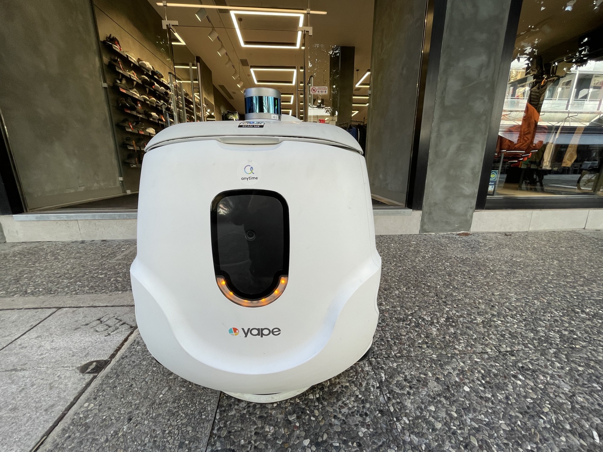 Είναι ασφαλισμένα τα αυτόνομα robot στην Ελλάδα; Τι γίνεται αν τρακάρουν;