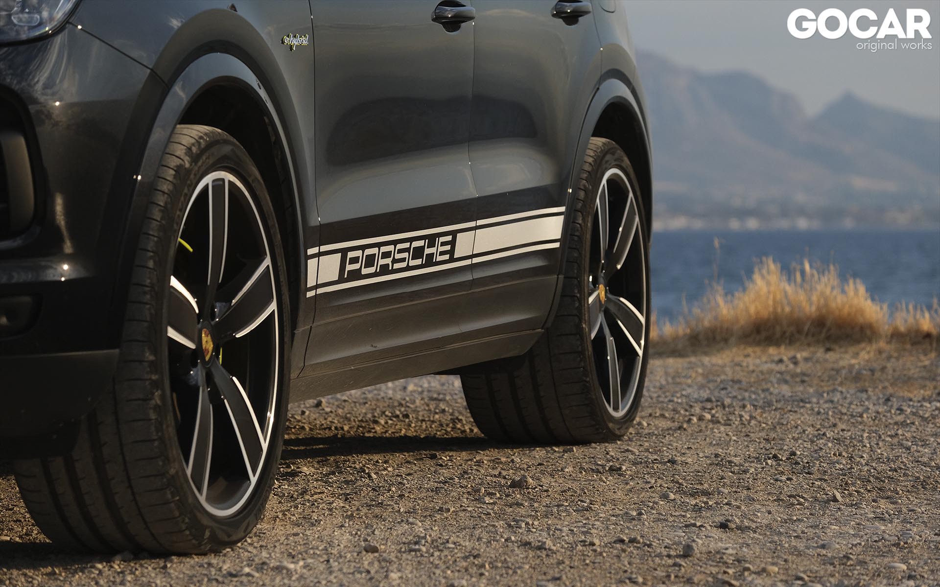 Ιεροσυλία; Η Porsche ετοιμάζει 7-θέσιο crossover!