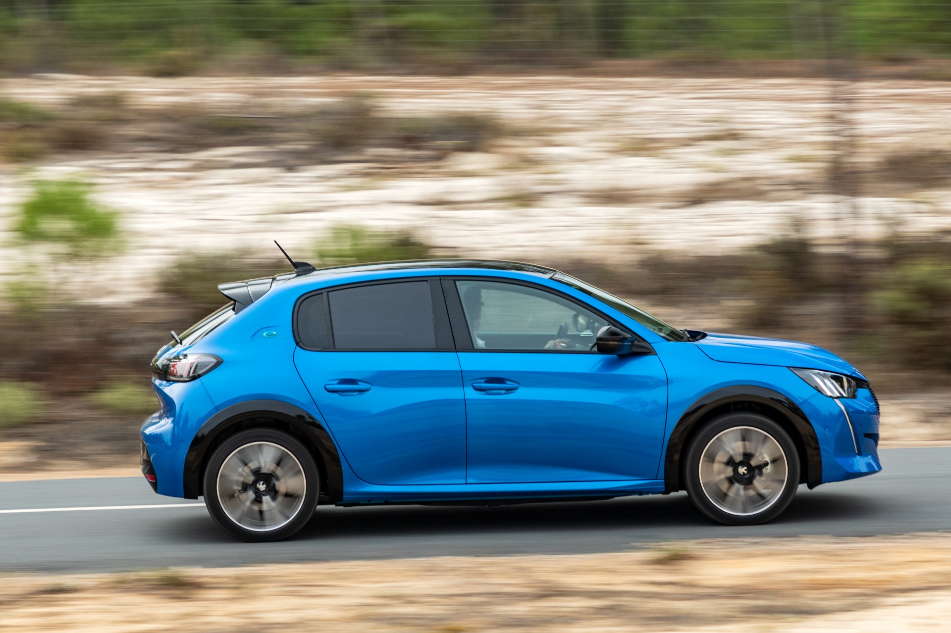 Peugeot e-208 GT: Γίνεται να κάψει λιγότερο απ' όσο λέει το εργοστάσιο;
