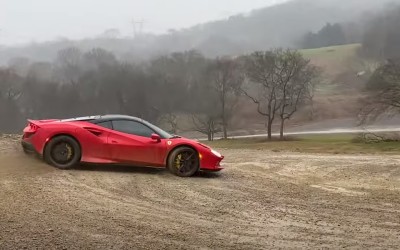 Έδωσε 400.000 $ για να πάρει Ferrari και να τη διαλύσει επίτηδες [video]