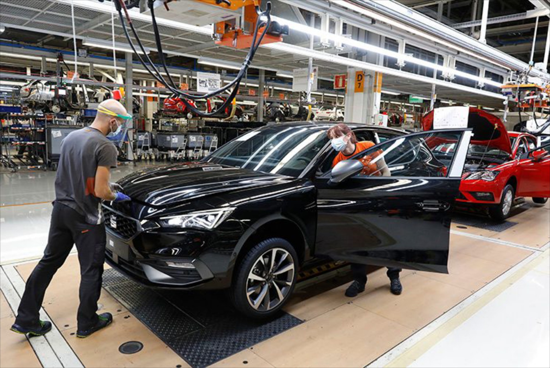 SEAT: 30 χρόνια Martorell, 3 δισ. επένδυση για τον εξηλεκτρισμό του!
