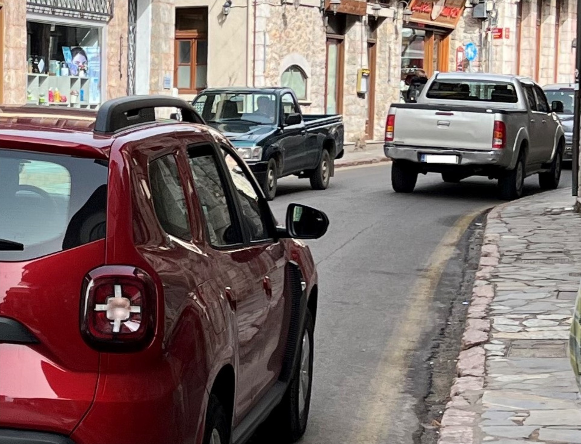 Ποιος έχει προτεραιότητα σε ανηφόρα; Τι λέει ο νέος ΚΟΚ