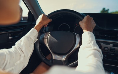 Τραβάει το τιμόνι προς τη μία μεριά; Δες τι πρέπει να κάνεις