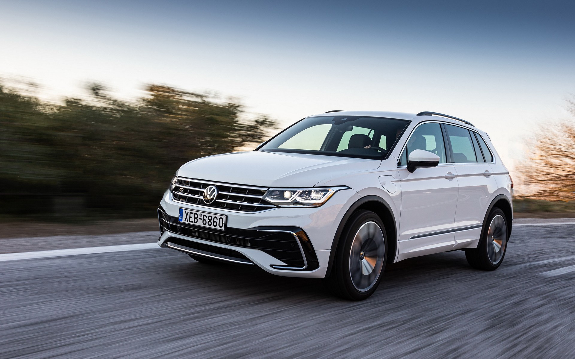 Volkswagen Tiguan: Σε ποιες εκδόσεις διατίθεται στην Ελλάδα;