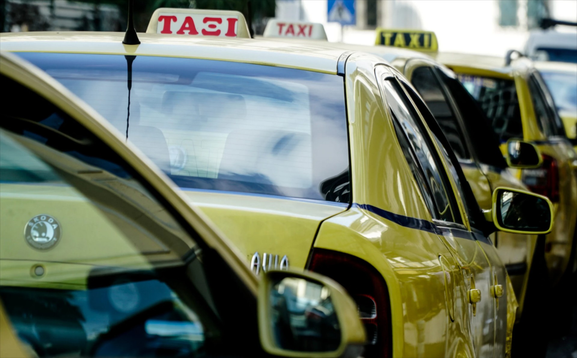 Αττική: Αλλοδαπός είχε κλέψει 27 Ταξί – Δείτε το αποκαλυπτικό video