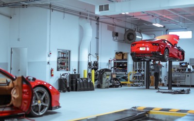 Πήγε να αλλάξει κουμπιά στη Ferrari και τον χρέωσαν 10.000 $