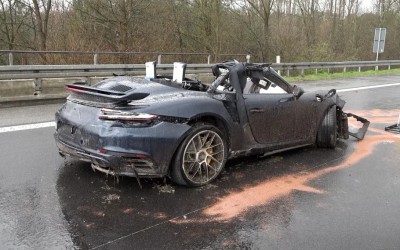 Τρομακτικό τροχαίο με 3 Porsche και 4 νεκρούς – Δείτε το video