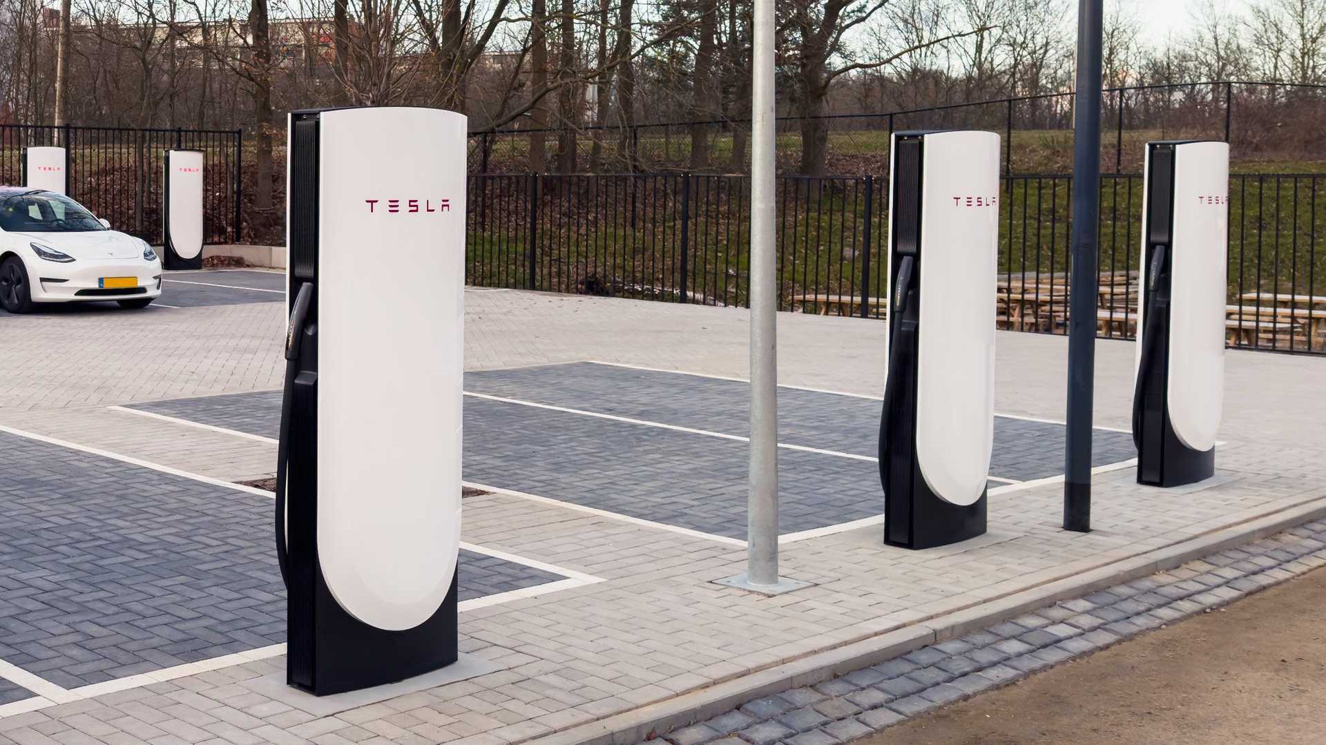 Ψήφισε πού θα μπει ο επόμενος Tesla Supercharger – Η Θεσσαλονίκη σε χρειάζεται