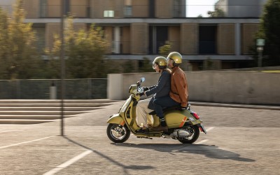 Vespa: Νέα Primavera Color Vibe και προσφορές για όλο τον Απρίλιο