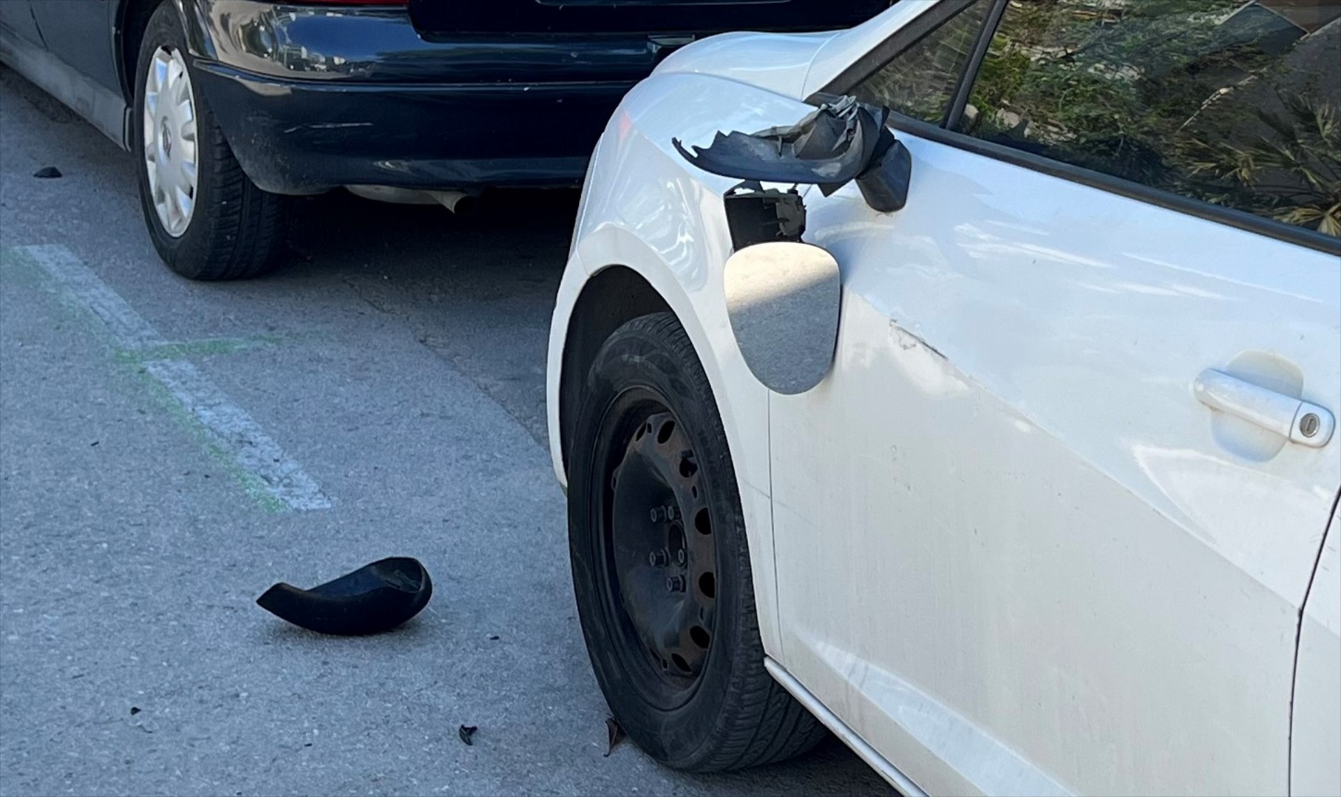 Μου έσπασαν τον καθρέπτη του αυτοκινήτου – Με καλύπτει η ασφαλιστική;