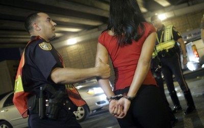 Μεθυσμένη οδηγός σκοτώνει 2 άτομα και χορεύει – Δείτε το video