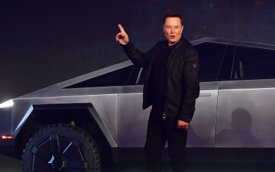 Elon Musk: «H Tesla θα πουλάει εώς 500.000 Cybertruck ετησίως»