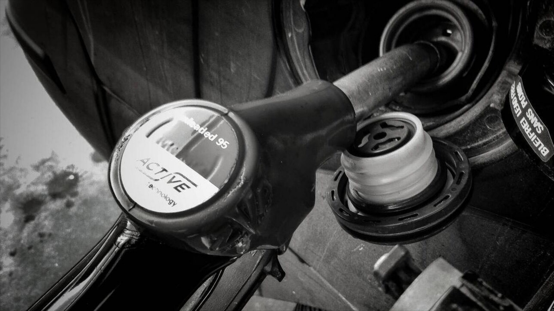 Στη «φάκα» της ΑΑΔΕ 64.000 lt λαθραίου πετρελαίου στη Ν. Μάκρη