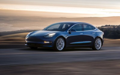 Tesla Model 3: Τι βλάβες «έβγαλε» σε 5 χρόνια και 250.000 km; [video]