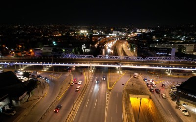 Κι άλλη γέφυρα φωτίστηκε – Ποια είναι και πού βρίσκεται; [video]