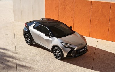 Toyota C-HR: Σε τι τιμή ξεκίνησε να πωλείται στην Ευρώπη
