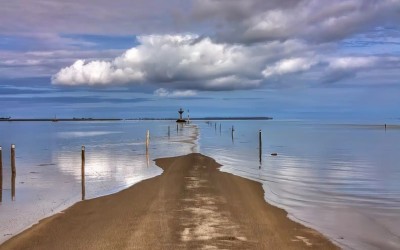 Ο δρόμος που βυθίζεται στη θάλασσα δυο φορές την ημέρα [video]