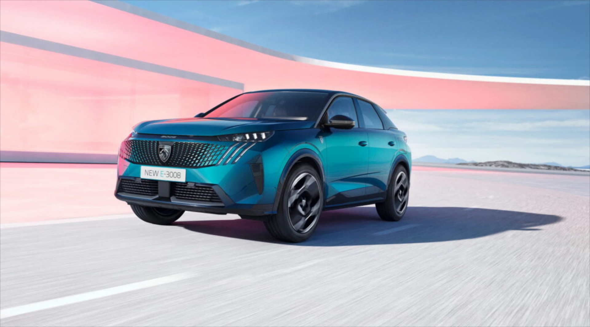 Δες το νέο Peugeot e-3008 πριν παρουσιαστεί επίσημα!