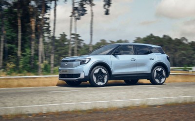 Ο γύρος του κόσμου με ηλεκτρικό Ford Explorer: Μια 28χρονη θα κάνει... 28.000 km