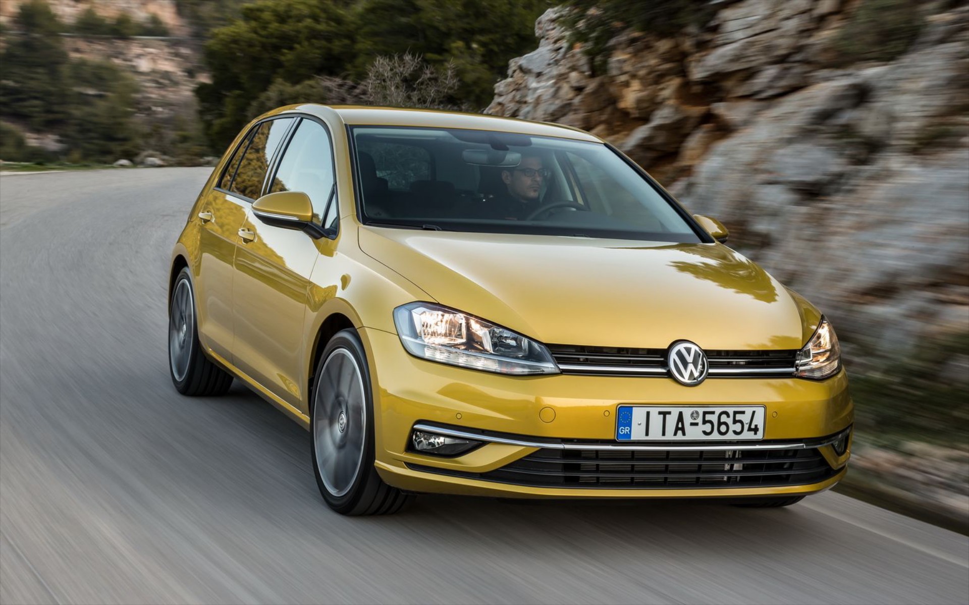 5 μεταχειρισμένα Volkswagen με τιμή από 10.000 έως 12.000 ευρώ