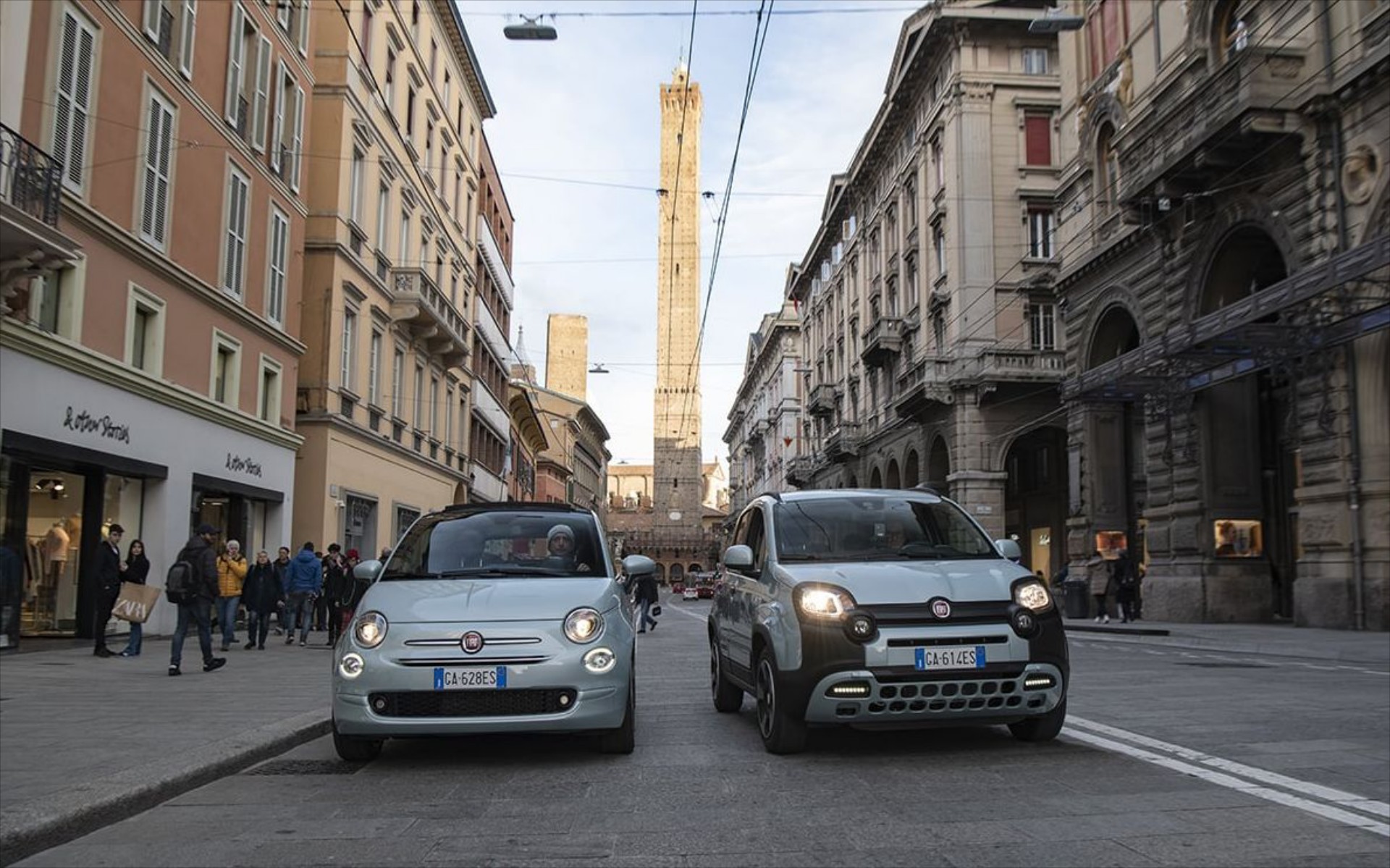 FIAT Panda & 500: Φθηνότερα κατά 1.200 € και ετοιμοπαράδοτα!