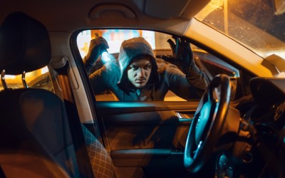 Τι αυτοκίνητα προτιμούν οι κλέφτες στην Ελλάδα: Μικρά ή μεγάλα;