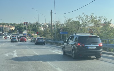 Έχεις αυτοκίνητο με παλιές πινακίδες; Δες πότε κινδυνεύεις με πρόστιμο 300 €!