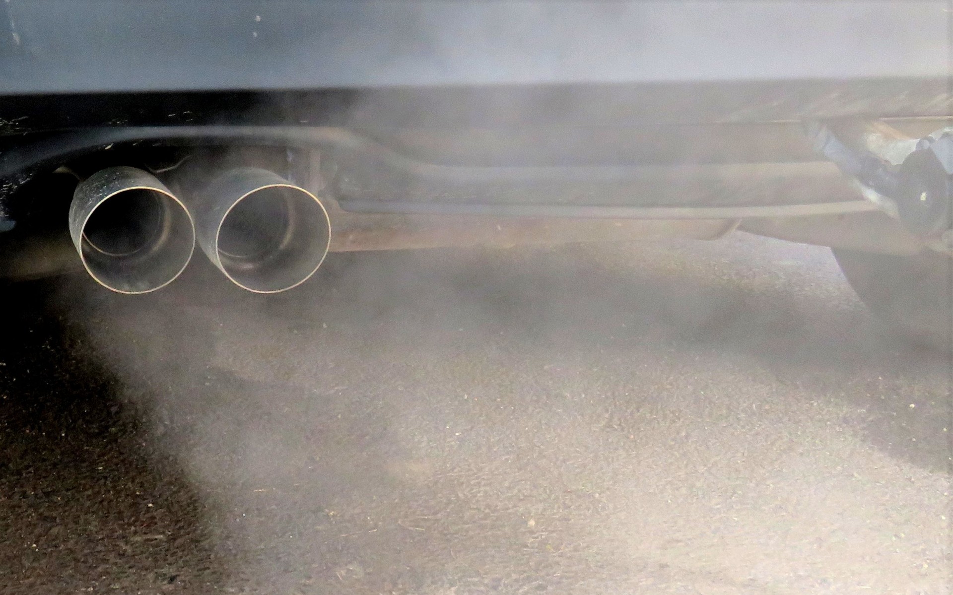 Τα νέα αυτοκίνητα ρυπαίνουν περισσότερο! Γιατί συμβαίνει αυτό;