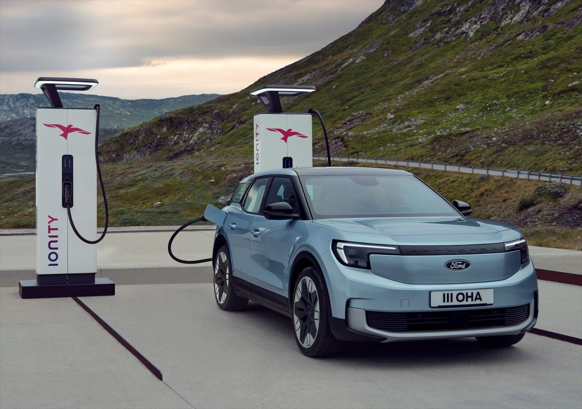 Τα ηλεκτρικά αυτοκίνητα είναι σαν τα εμβόλια του Covid-19 - Ποιος το είπε;