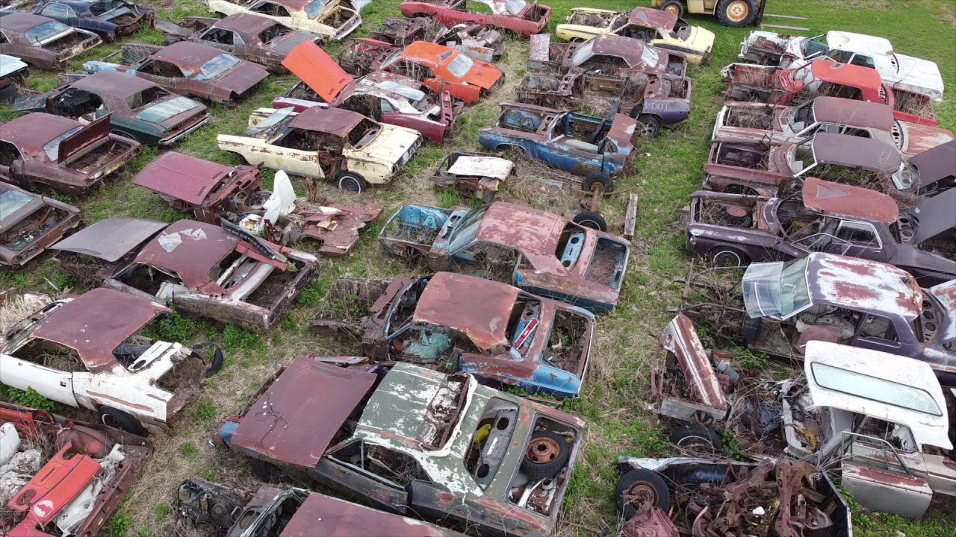 Ένα νεκροταφείο αυτοκινήτων… ψάχνει τη λύτρωση [video]!