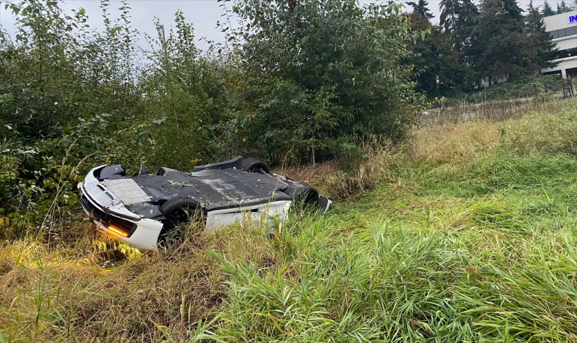 Οδηγός Porsche σκότωσε άνθρωπο και εξαφανίστηκε – Δείτε το δυστύχημα [video]