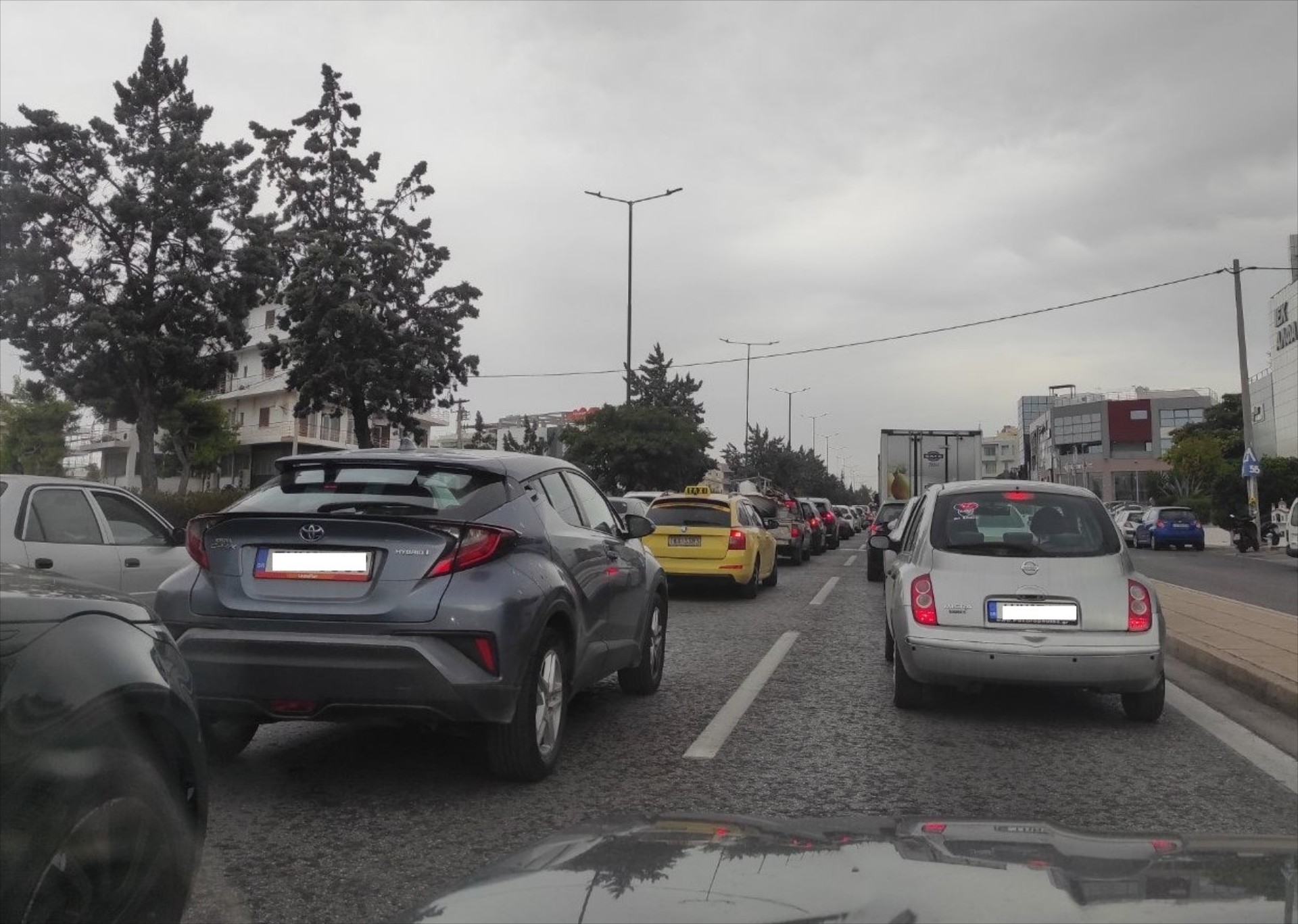 Κίνηση τώρα: Μποτιλιάρισμα σε Κηφισίας, Κηφισό και Αττική οδό (Χάρτης)