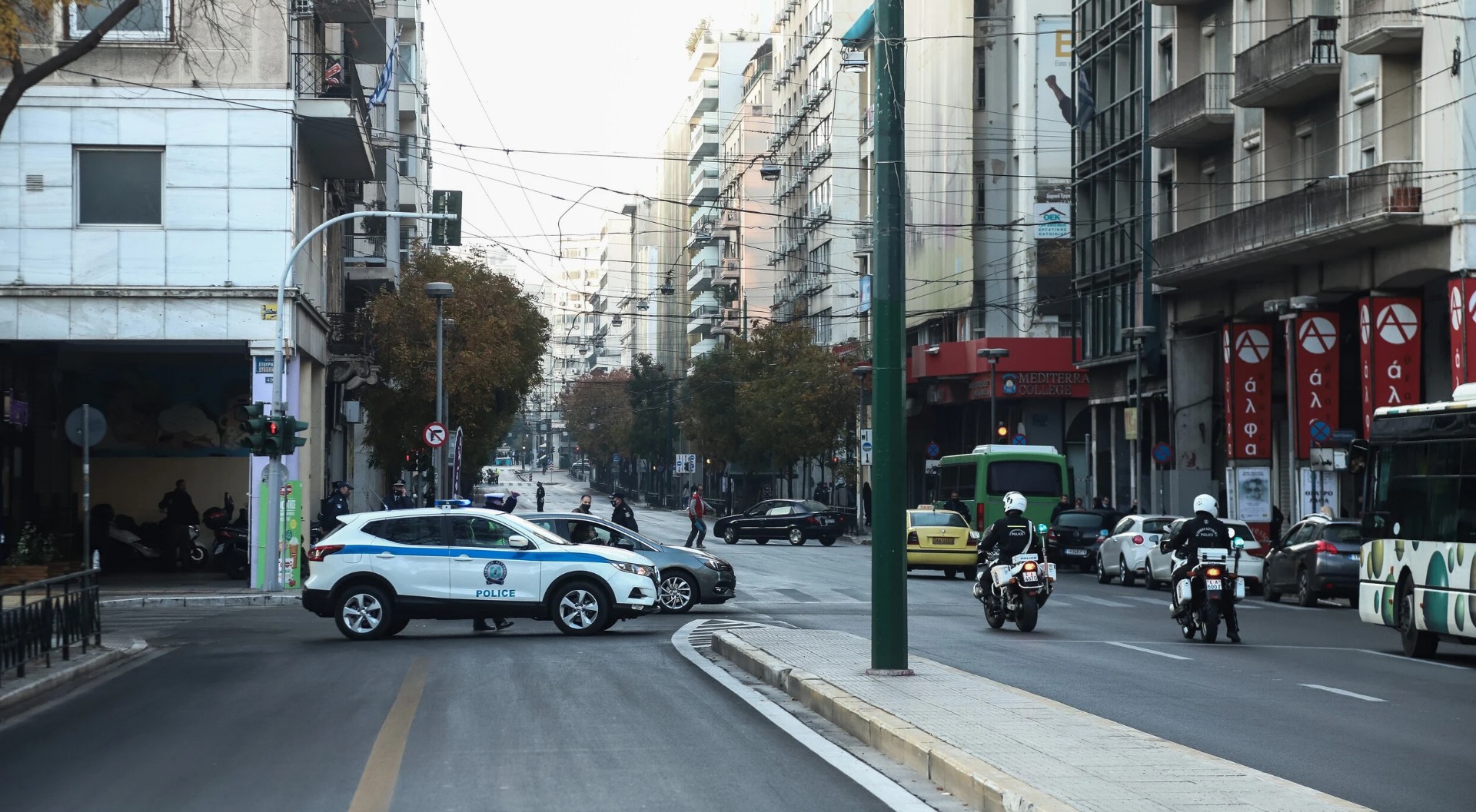 Πολυτεχνείο: Ποιοι δρόμοι κλείνουν – Αλλαγές στα δρομολόγια των ΜΜΜ