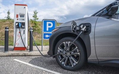 Toyota: Νέα ηλεκτρικά με ανακυκλωμένες μπαταρίες από τα παλιά υβριδικά της