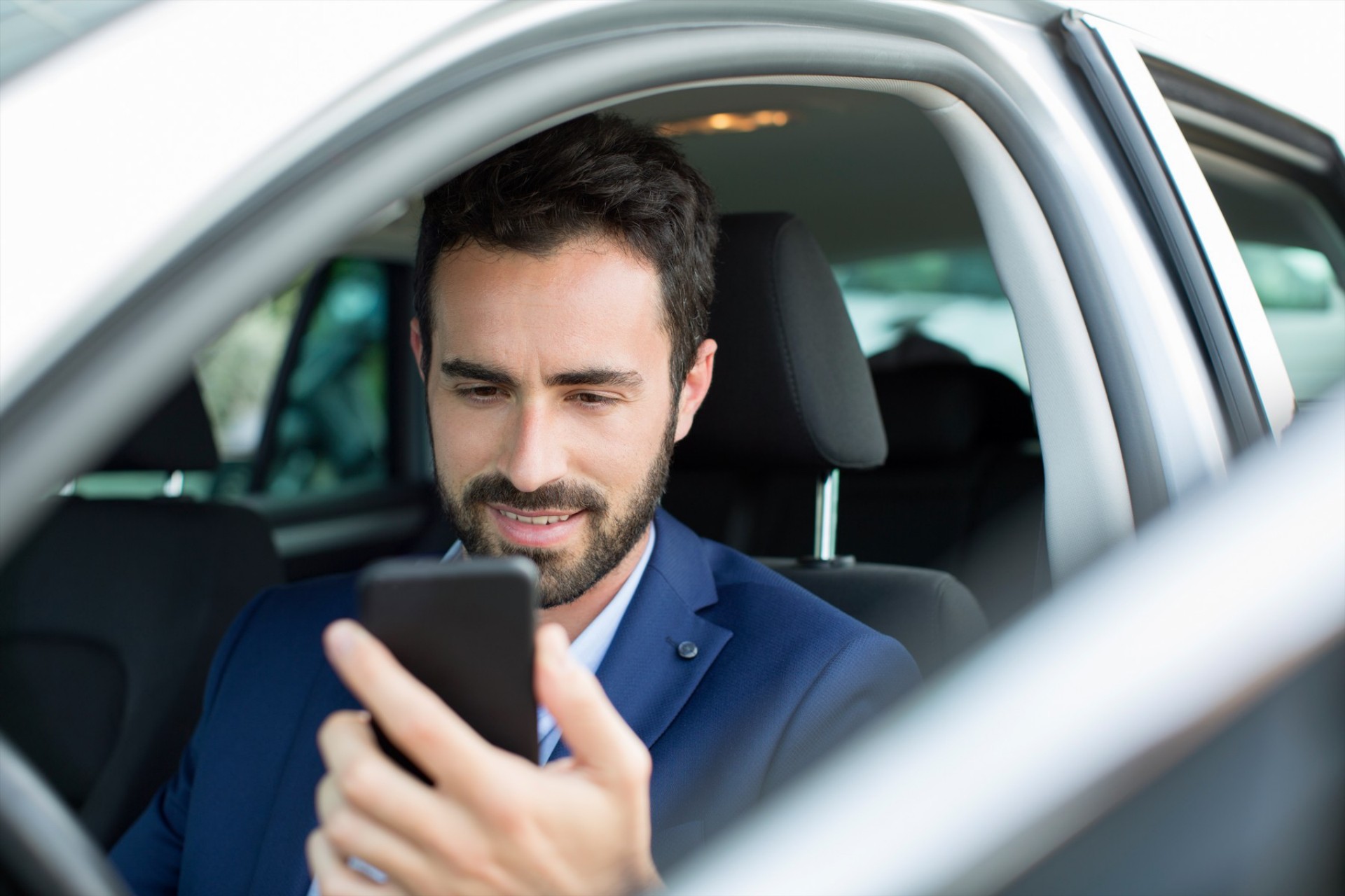 Uber: Δες πως θα νοικιάσεις αυτοκίνητο στην Ελλάδα με 6 ευρώ την ημέρα!