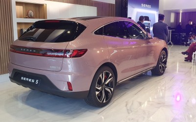 Ήρθε στην Ελλάδα το Seres 5 - Η τιμή του κινεζικού SUV