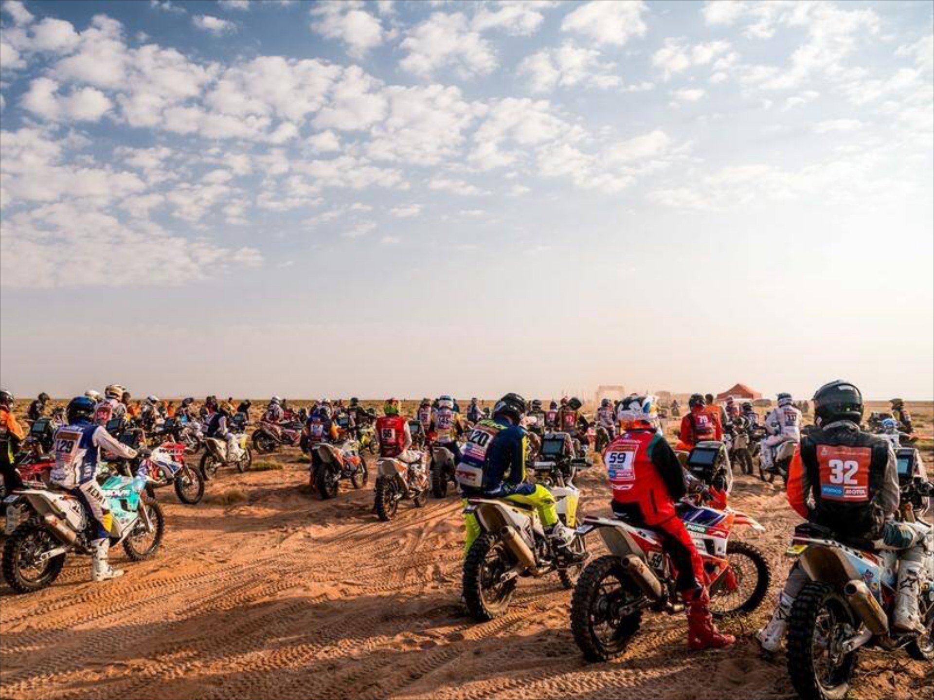 Σε κώμα οδηγός αγώνων – Τρομερό ατύχημα στο Ράλι Ντακάρ 