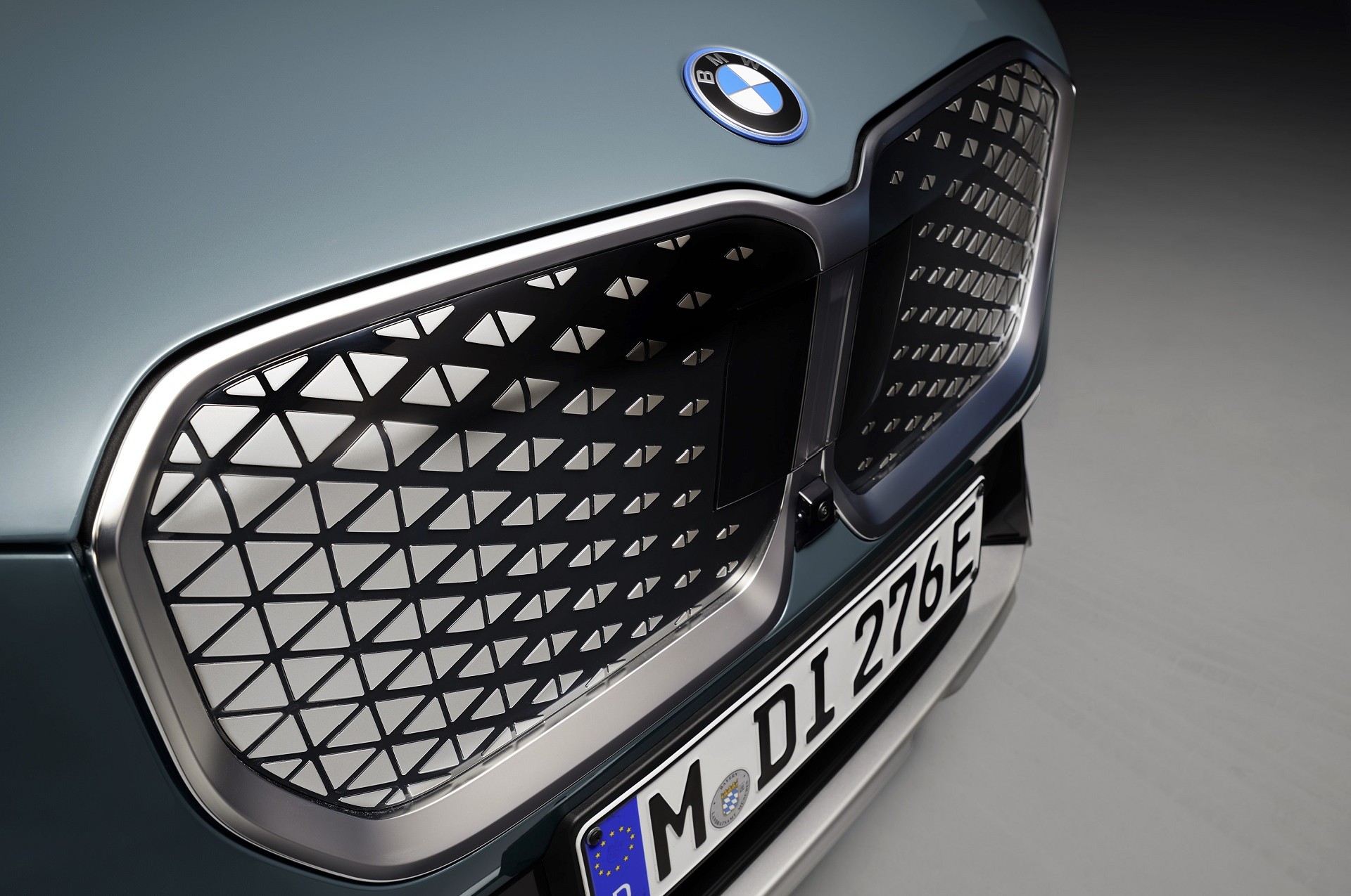 Η φθηνότερη ηλεκτρική BMW στην Ελλάδα - Κάτω απο 40.000 ευρώ η τιμή