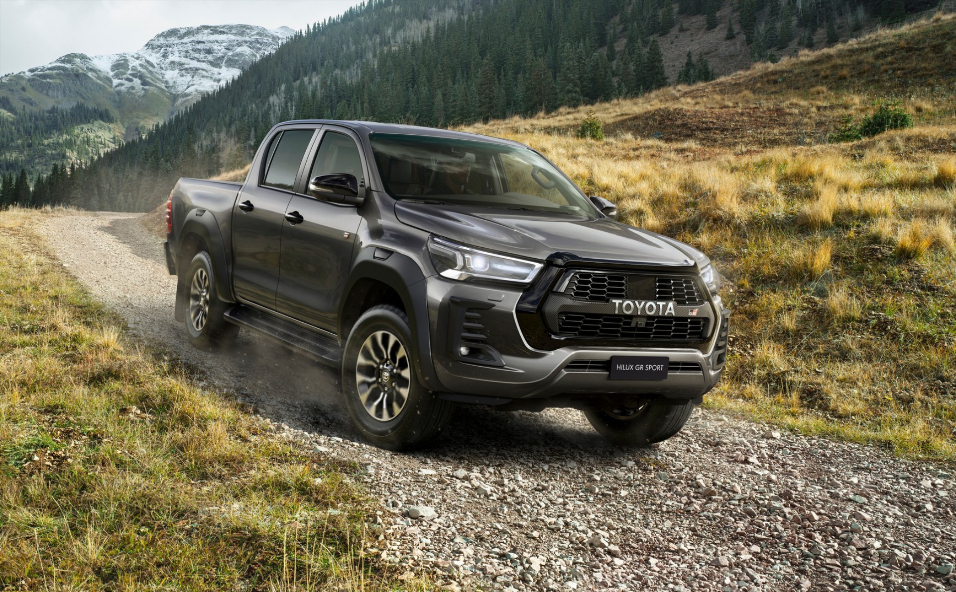Toyota Hilux: Παύση παραγωγής για δύο εκδόσεις - Αναλυτικά οι τιμές
