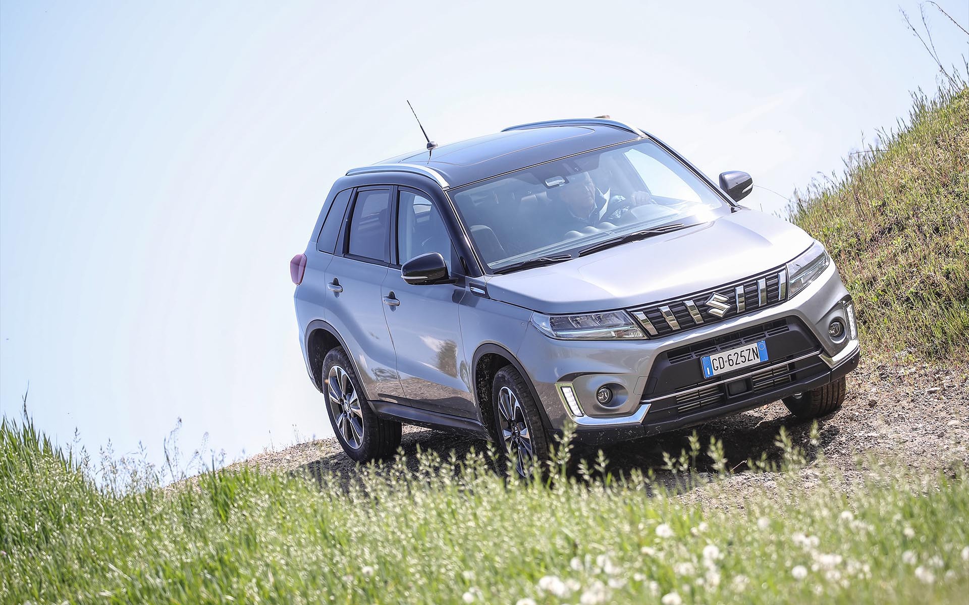 Suzuki Vitara: Όλες οι τιμές και οι κινητήρες στην Ελλάδα