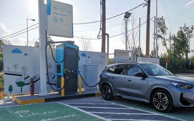 Πόσοι φορτιστές υπάρχουν στην Ελλάδα; Δες πώς θα τους βρεις