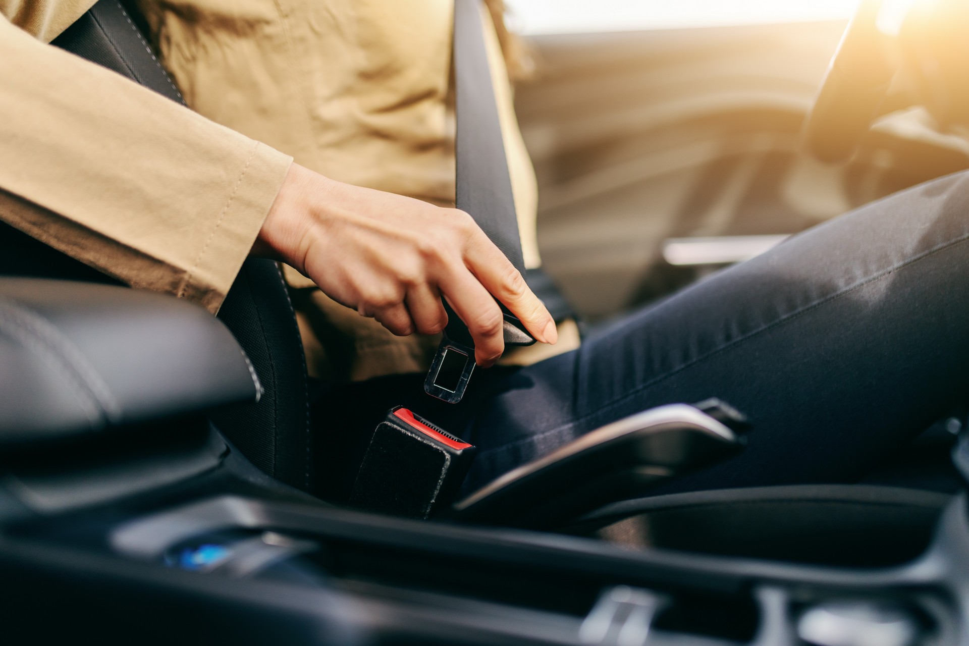 Ζώνη ασφαλείας: Πόσο είναι το πρόστιμο για οδηγό και επιβάτες με το νέο ΚΟΚ