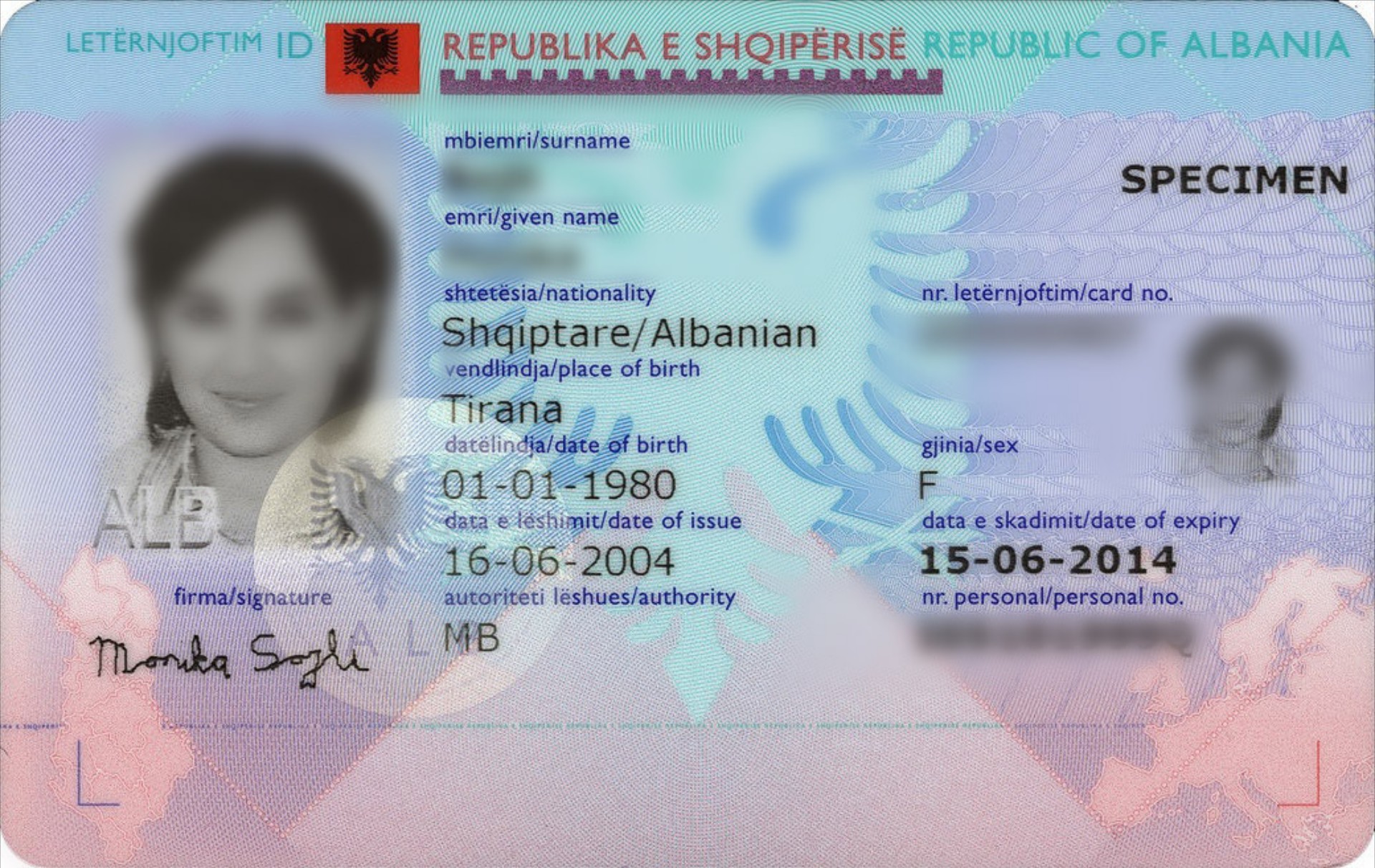 Μπορώ να οδηγήσω στην Ελλάδα με αλβανικό δίπλωμα;