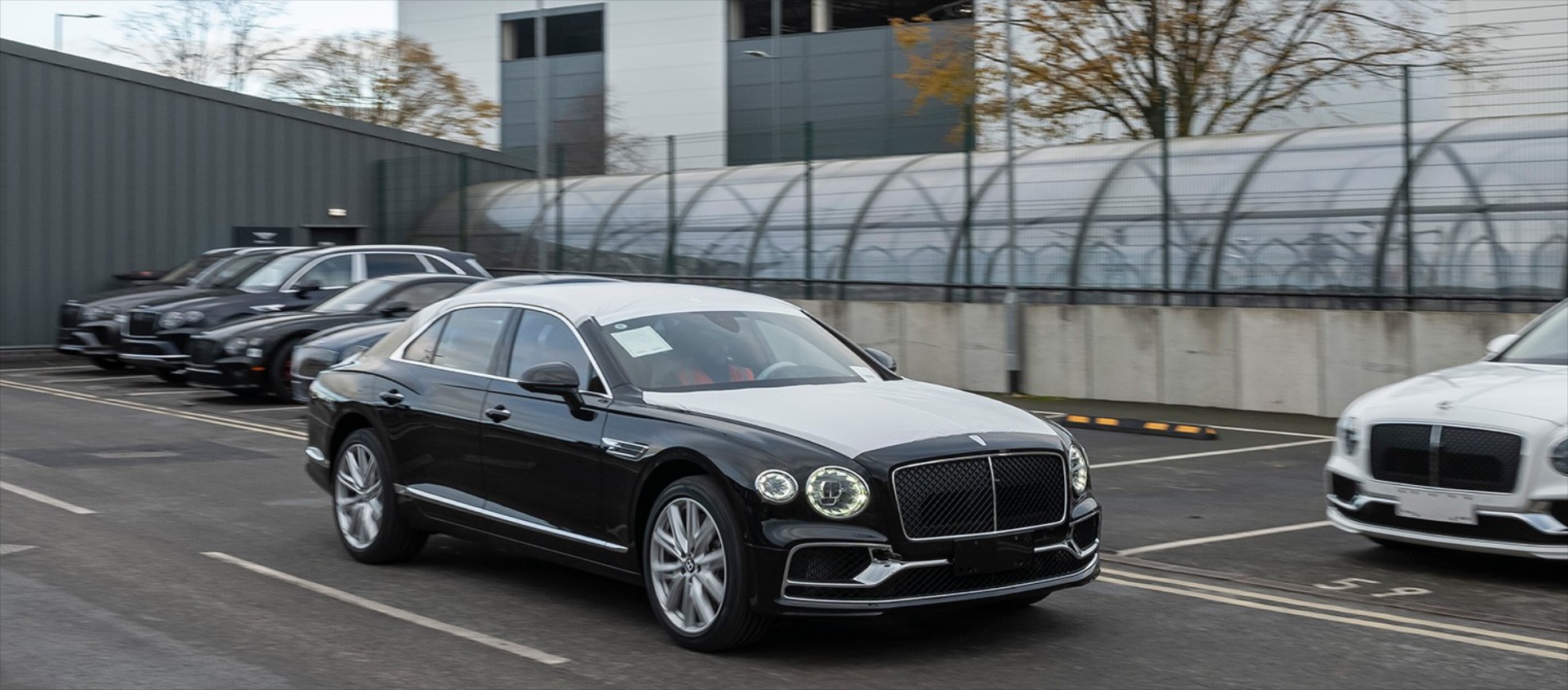 Κατάσχεσαν χιλιάδες Porsche, Audi και Bentley λόγω Κίνας – Δείτε πού και γιατί