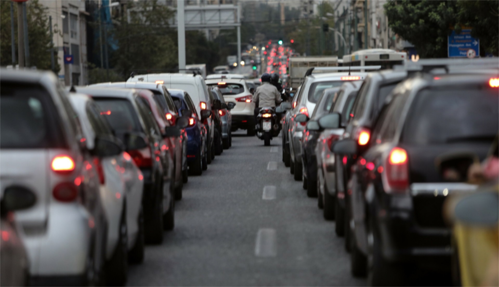 Θεσσαλονίκη: Οι 6 τρόποι που θα σώσουν την πόλη από το κυκλοφοριακό χάος